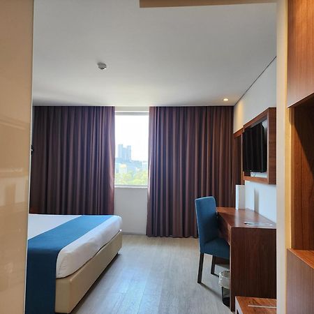 מאפוטו Afrin Prestige Hotel מראה חיצוני תמונה