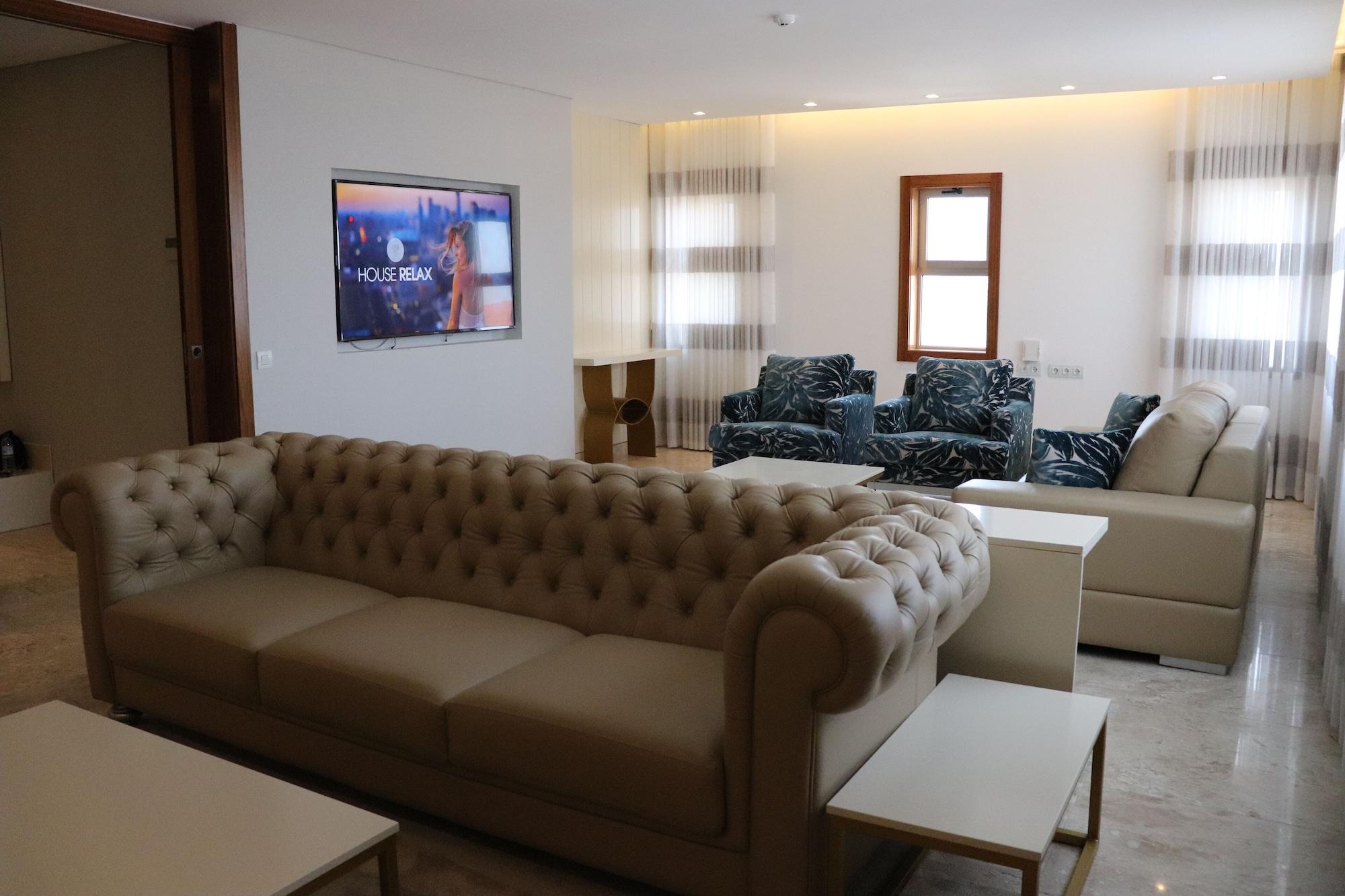 מאפוטו Afrin Prestige Hotel מראה חיצוני תמונה