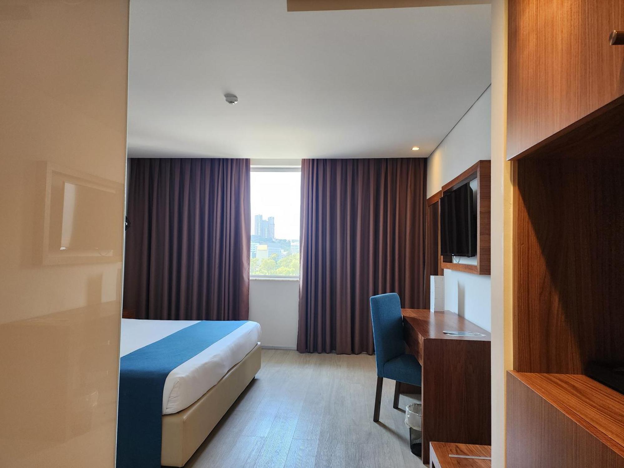 מאפוטו Afrin Prestige Hotel מראה חיצוני תמונה